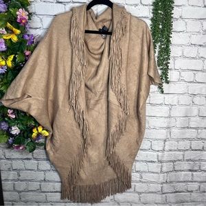 .!💙2/$40💙Layers By Lizden Fringe Oversize Tasseled Shawl/Cardigan One Size